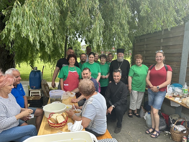 Atanáz püspök a szakácsokkal