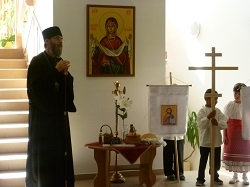 Atanáz püspök óvodásokkal