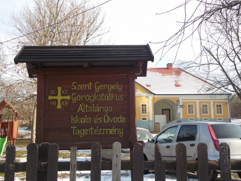 Szent Gergely Görögkatolikus Általános Iskola és Óvoda Tagintézmény bejárata