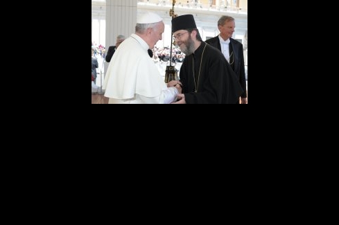 Ferenc pápa és Atanáz püspök