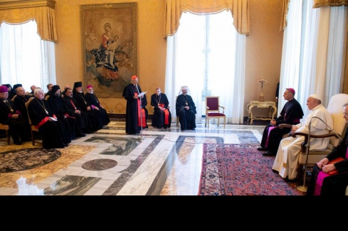 Ferenc pápa fogadja a keleti ritusú püspököket