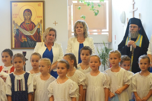 gyermekek, óvónők, Atanáz püspök
