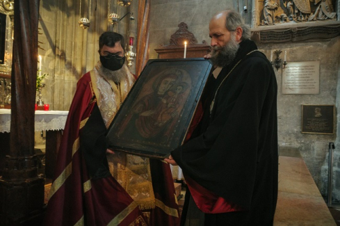 Atanáz püspök, Fülöp metropolita