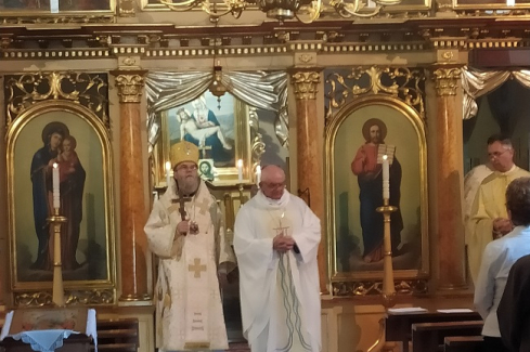 Atanáz püspök és László püspök